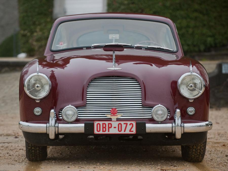  Aston Martin DB2/4 Sports Saloon 1953 года  (фото 15 из 15)